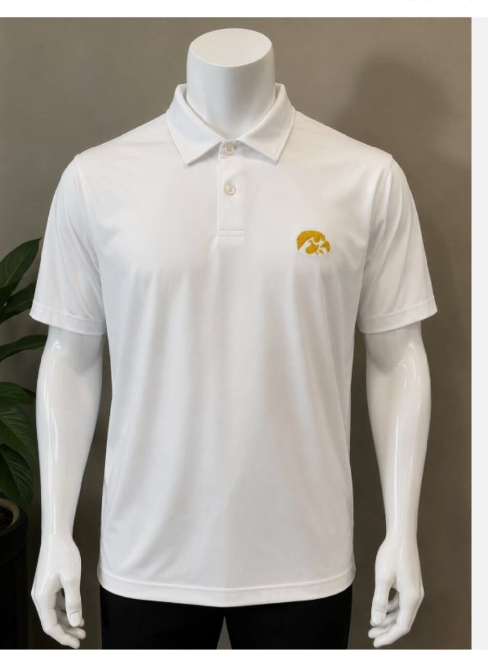 Iowa Hawkeyes Men’s XL Polo Shirt White Embroidered Logo NWT